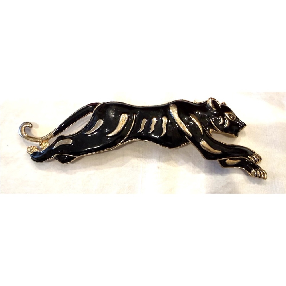 Vintage Mimi Di N  1986 Black Panther Enamel Belt Buckle